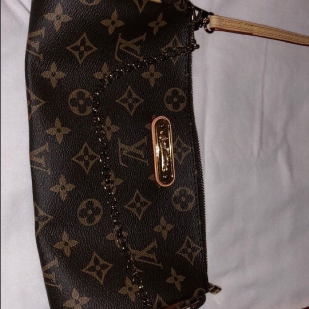 Crossbody bag